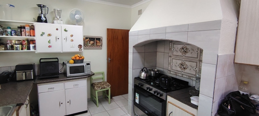 3 Bedroom Property for Sale in Flamwood North West